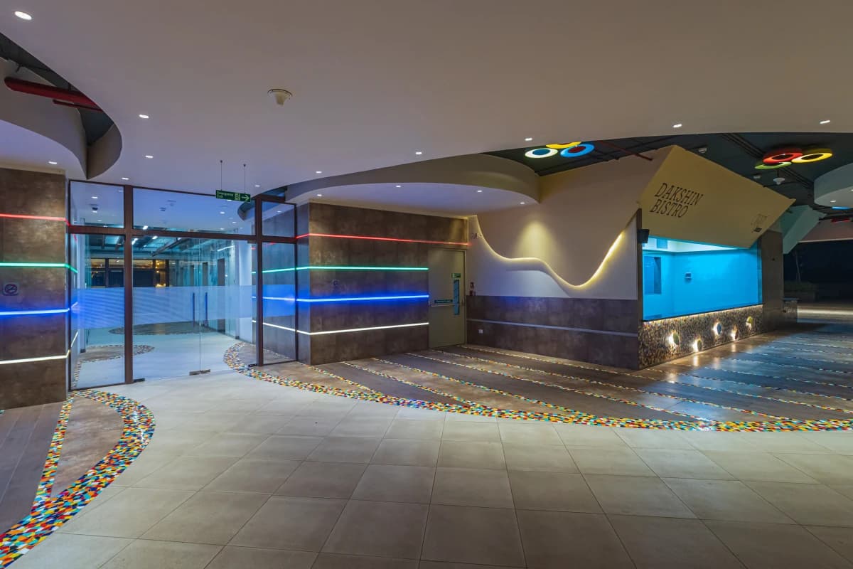 Aurum Capitaland Podium image 3